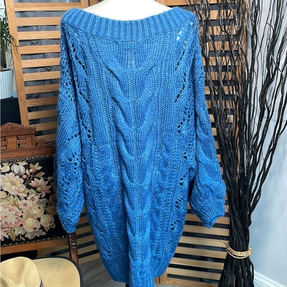 NWT Three Bird Nest Oversized Sweater Large - Picture 5 of 7